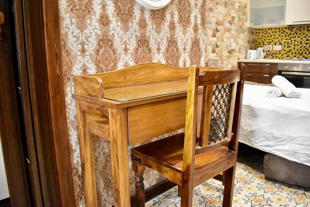City Centre Pied-A-Terre Near Food Market And Walking Distance To Bus Terminus Valletta Exterior photo